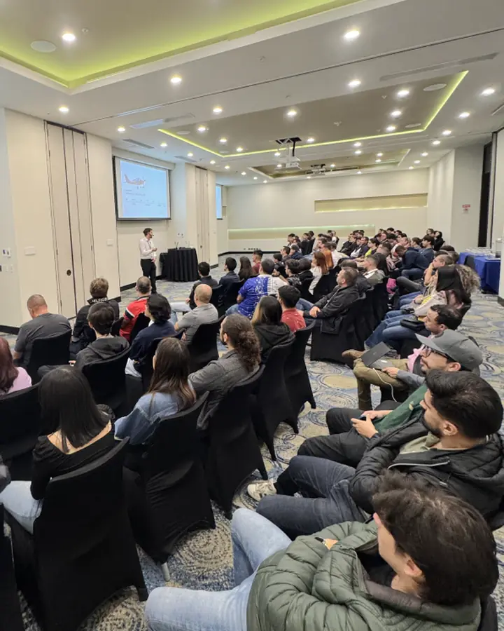 Charla presencial de ProFlight en Santiago de Chile